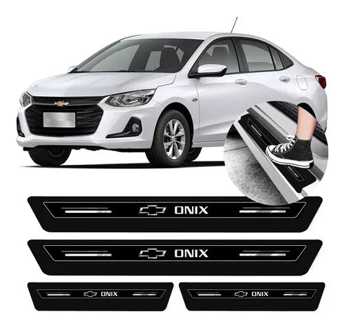 Cubre Zócalo Resinado Platinum Chevrolet Onix